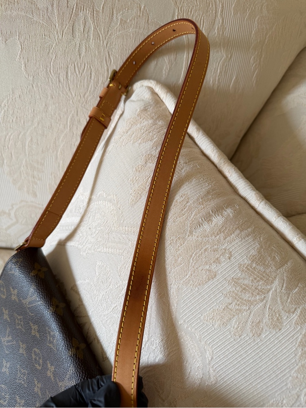LOUIS VUITTON Monogram
Musette Salsa Shoulder Bag - Picture 14 of 14